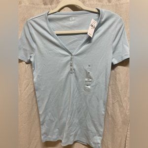 Gap tshirts. Button and sinch v neck